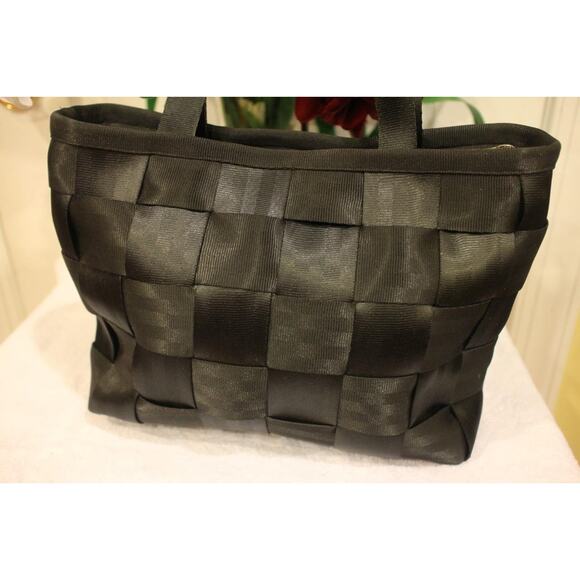 (Z) HARVEY'S seatbelt BLACK SHOULDER bag purse (100 - Picture 4 of 11